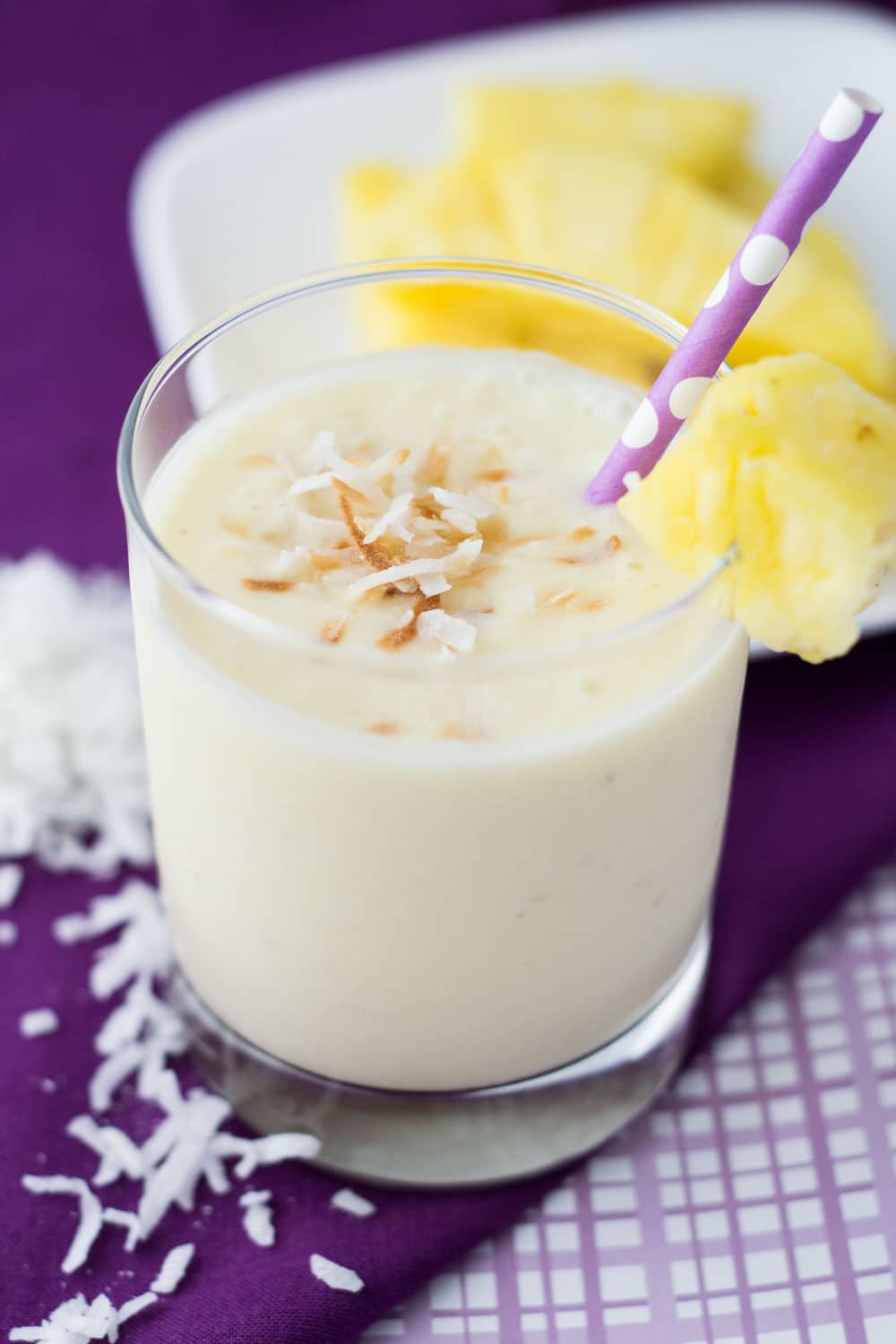 Pineapple Coconut Smoothie - Low Calorie - Daily Smoothie