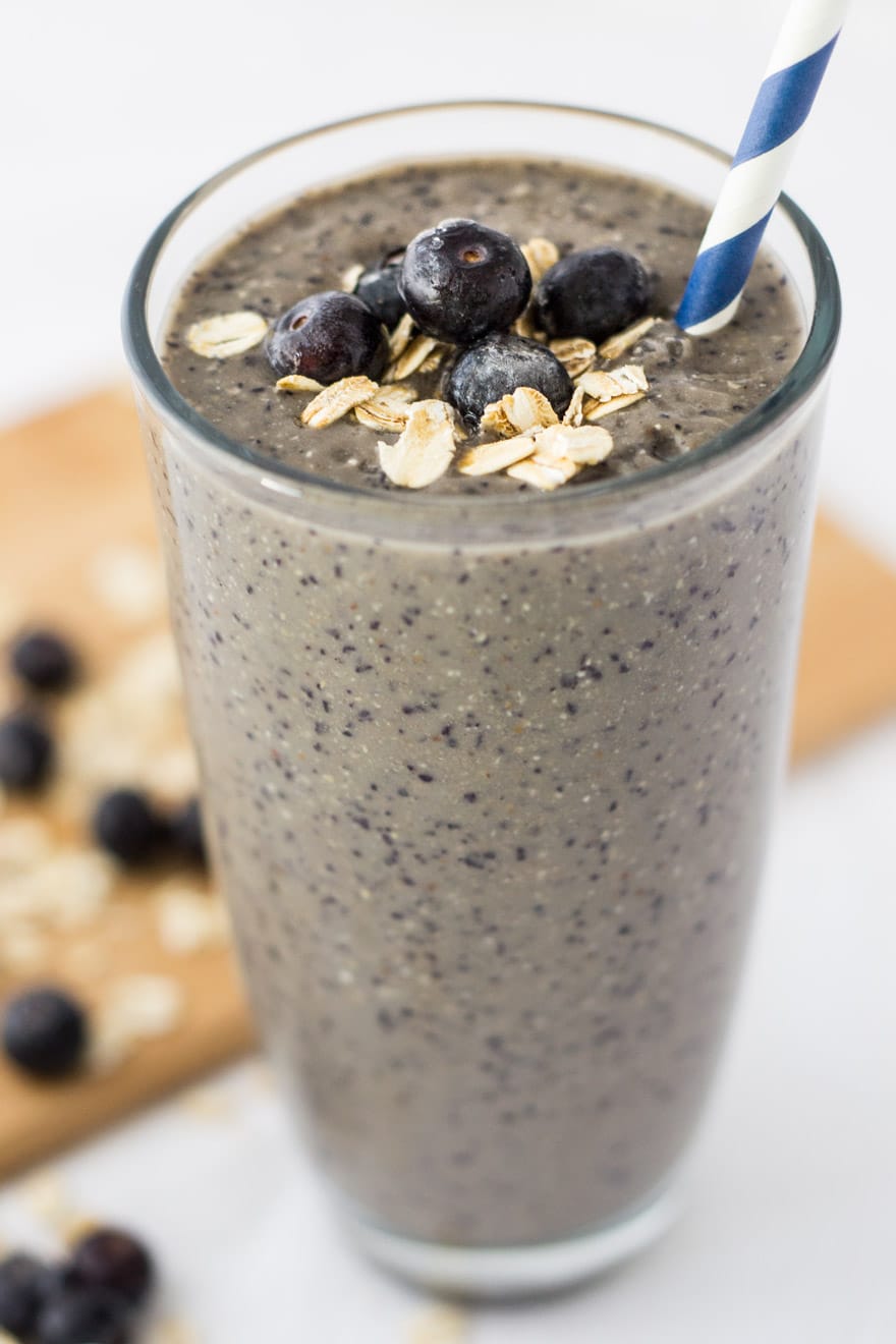 Creamy Blueberry Banana Oatmeal Breakfast Smoothie