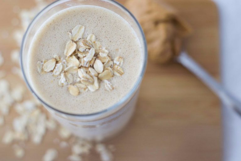 Peanut Butter Banana Breakfast Smoothie 16 Grams of Protein!
