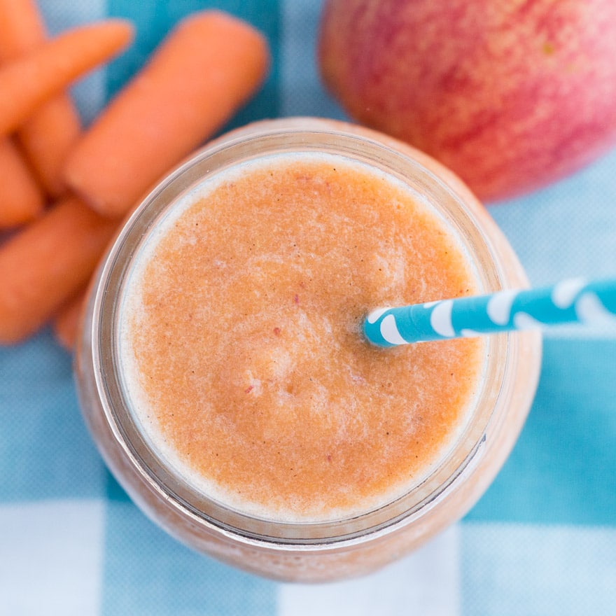 Sweet and Spicy Carrot Apple Ginger Smoothie Recipe