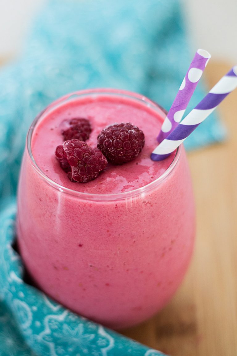 Raspberry Orange Smoothie Only 3 Simple Ingredients!