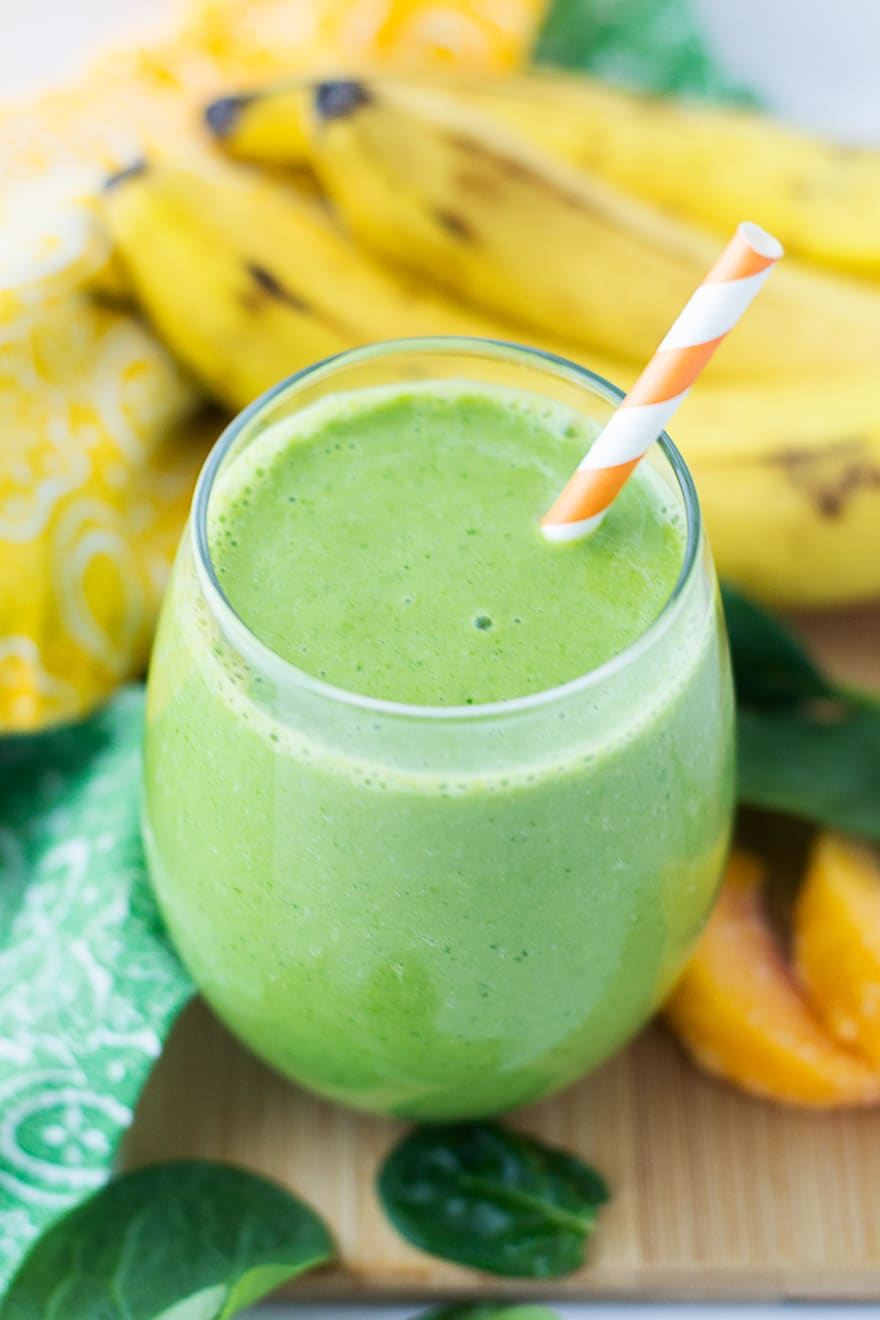 Green Peach Spinach Smoothie