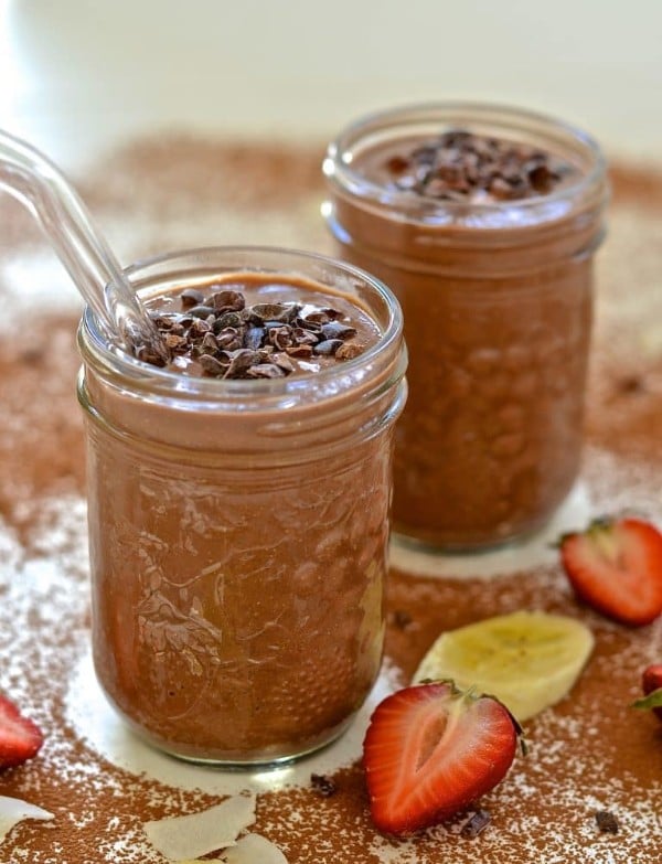 healthy chocolate smoothie