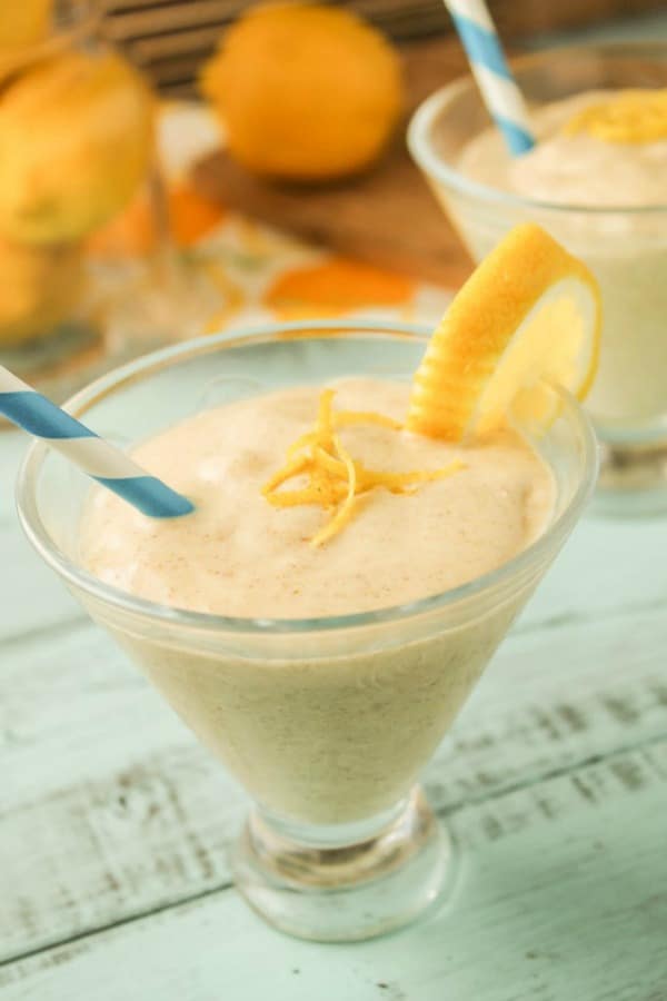 lemon cheesecake smoothie