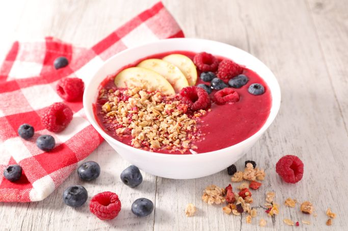 smoothie bowl with berries